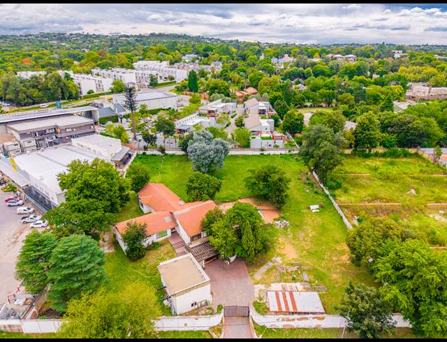 5,762M² VACANT LAND FOR SALE IN BRYANSTON
